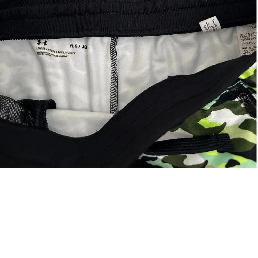Under Armour Fleece Gren Black Camo Pull On Athletic Active Shorts Large 14/16